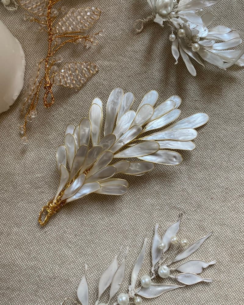 Épi Spray Brooch