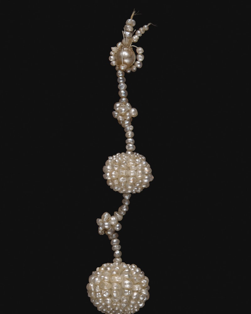 Perle Bar Brooch