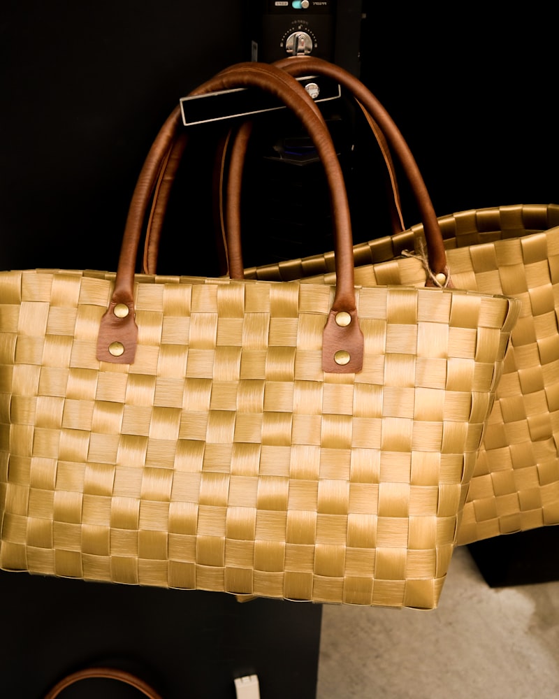 Raffia bags & hats
