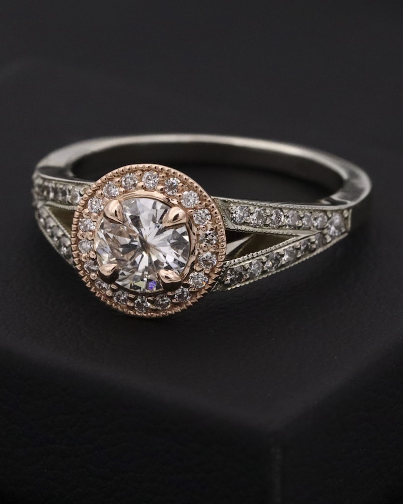 Noor Stone Ring